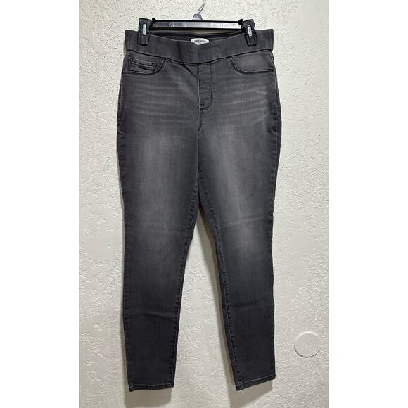 Nine West Women’s Heidi Pull-On Skinny Black Pants Size 10 - Picture 1 of 10